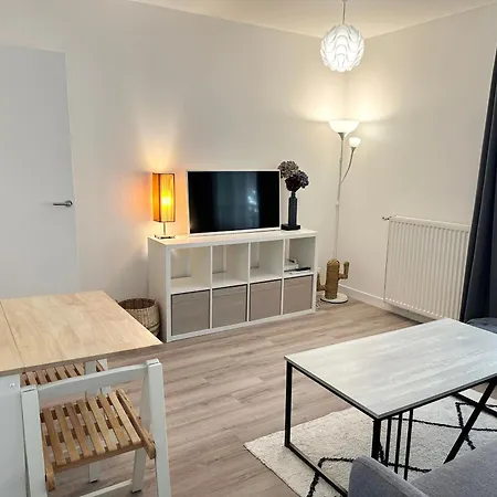 5 Min From Paris - Parking Included Levallois-Perret